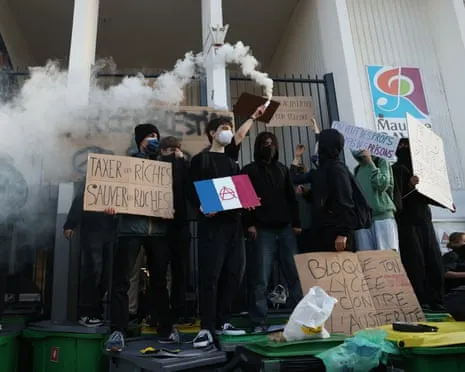 Recently Appointed French Prime Minister Faces Intense Scrutiny as Nationwide Strikes Disrupt Schools and Transportation